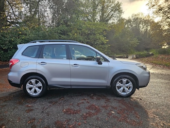 Used Subaru Forester 2015 for sale - 76631081: Photo
