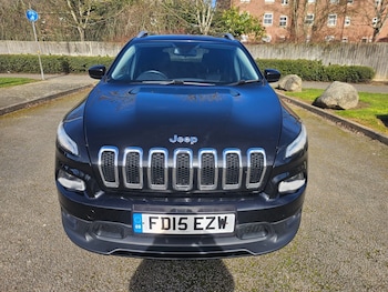 Used Jeep Cherokee 2015 for sale - 77918222: Photo