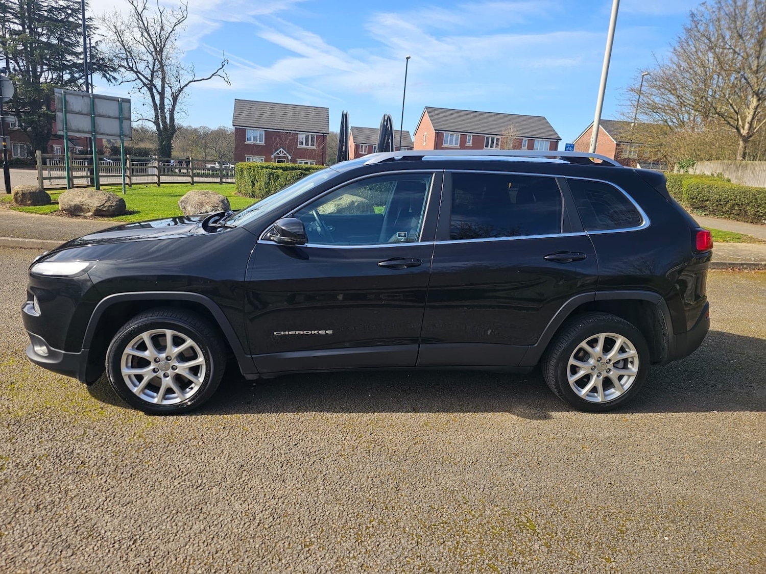 Used Jeep Cherokee 2015 for sale - 77918222: Photo 4