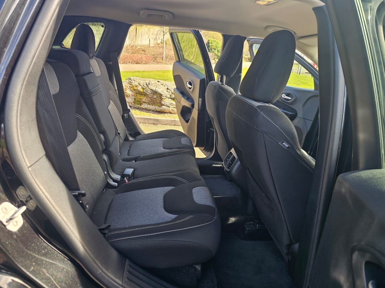 Used Jeep Cherokee 2015 for sale - 77918222: Photo 8