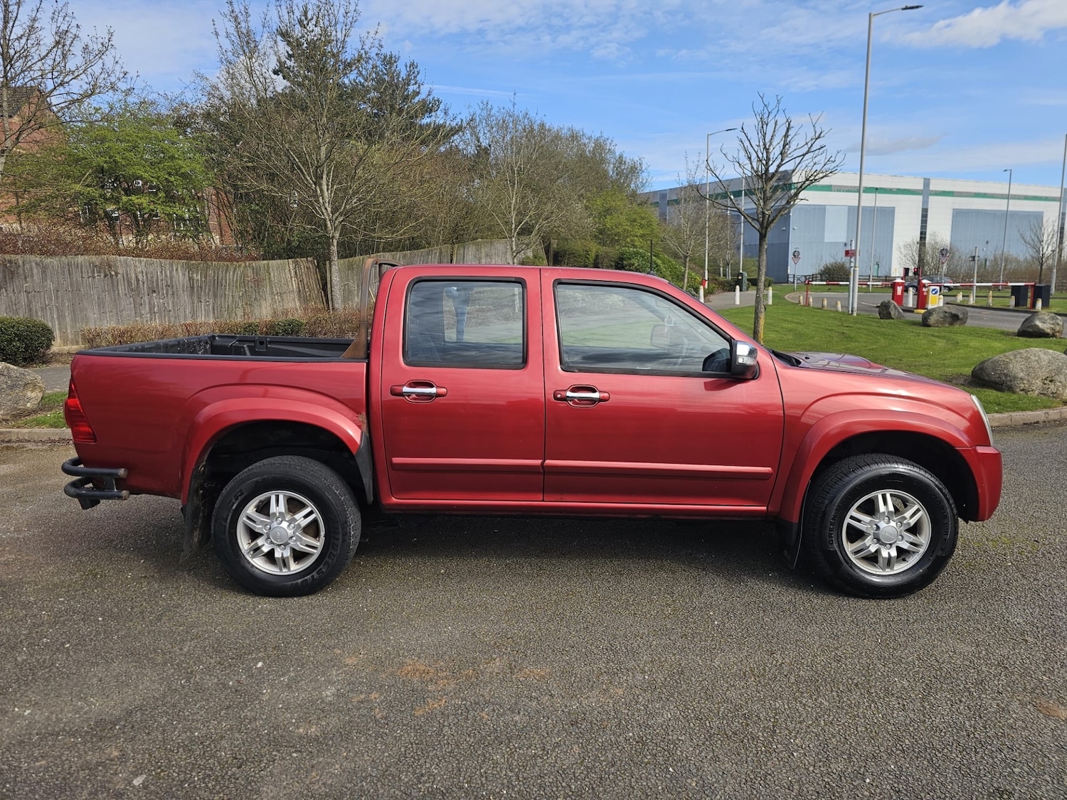 Used Isuzu Rodeo 2010 for sale - 78046627: Photo 2