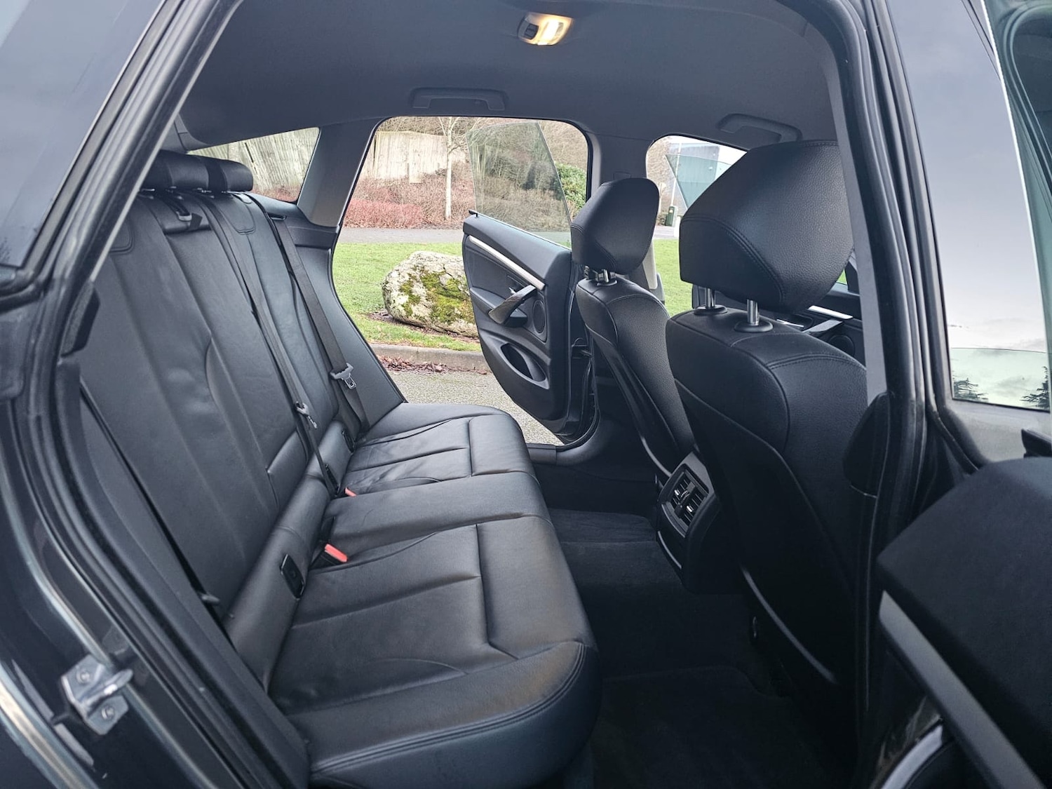 Used BMW 3 Series 2013 for sale - 77186616: Photo 11