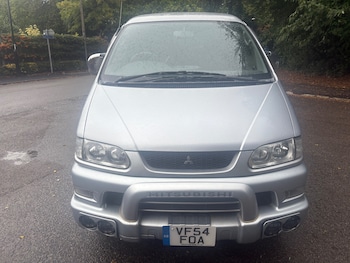 Used Mitsubishi Delica  for sale - 75910688: Photo