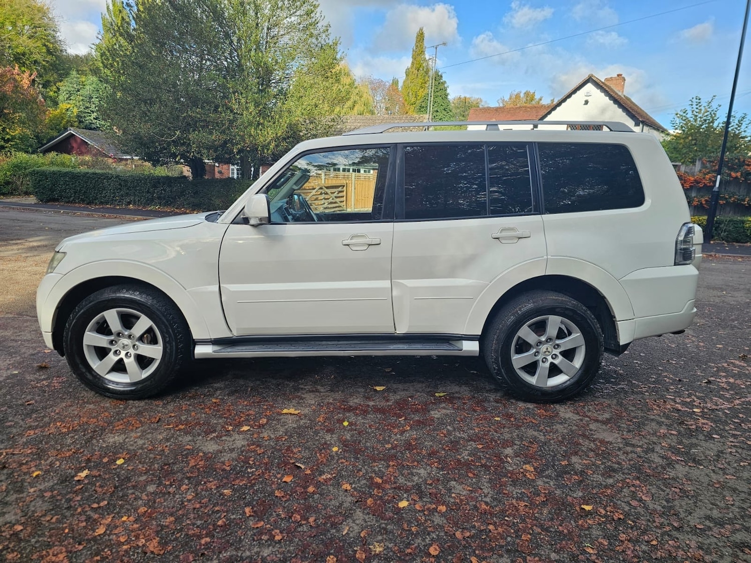Used Mitsubishi Shogun 2012 for sale - 76387515: Photo 3