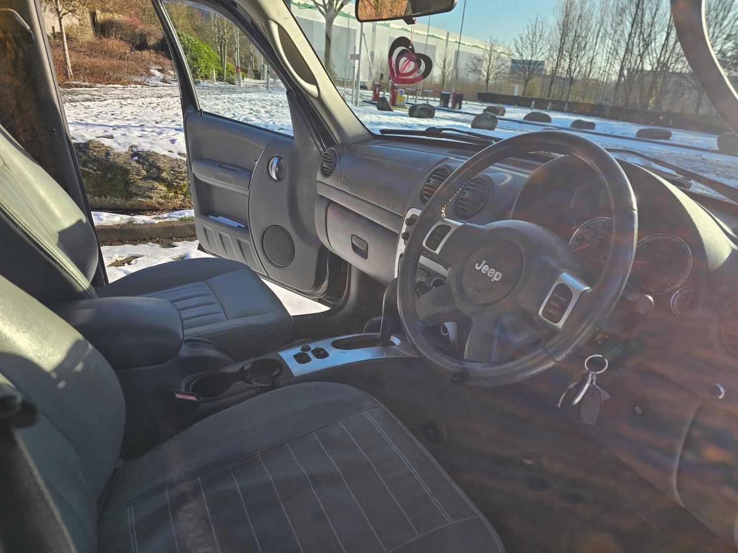 Used Jeep Cherokee 2006 for sale - 77162386: Photo 8