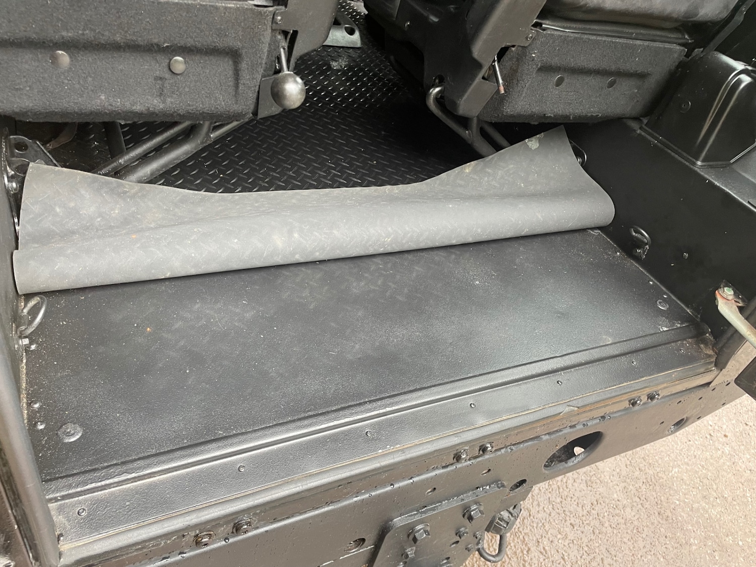 Used Land Rover Defender 2015 for sale - 75982449: Photo 14