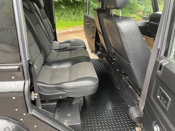 Used Land Rover Defender 2015 for sale - 75982449: Photo 18