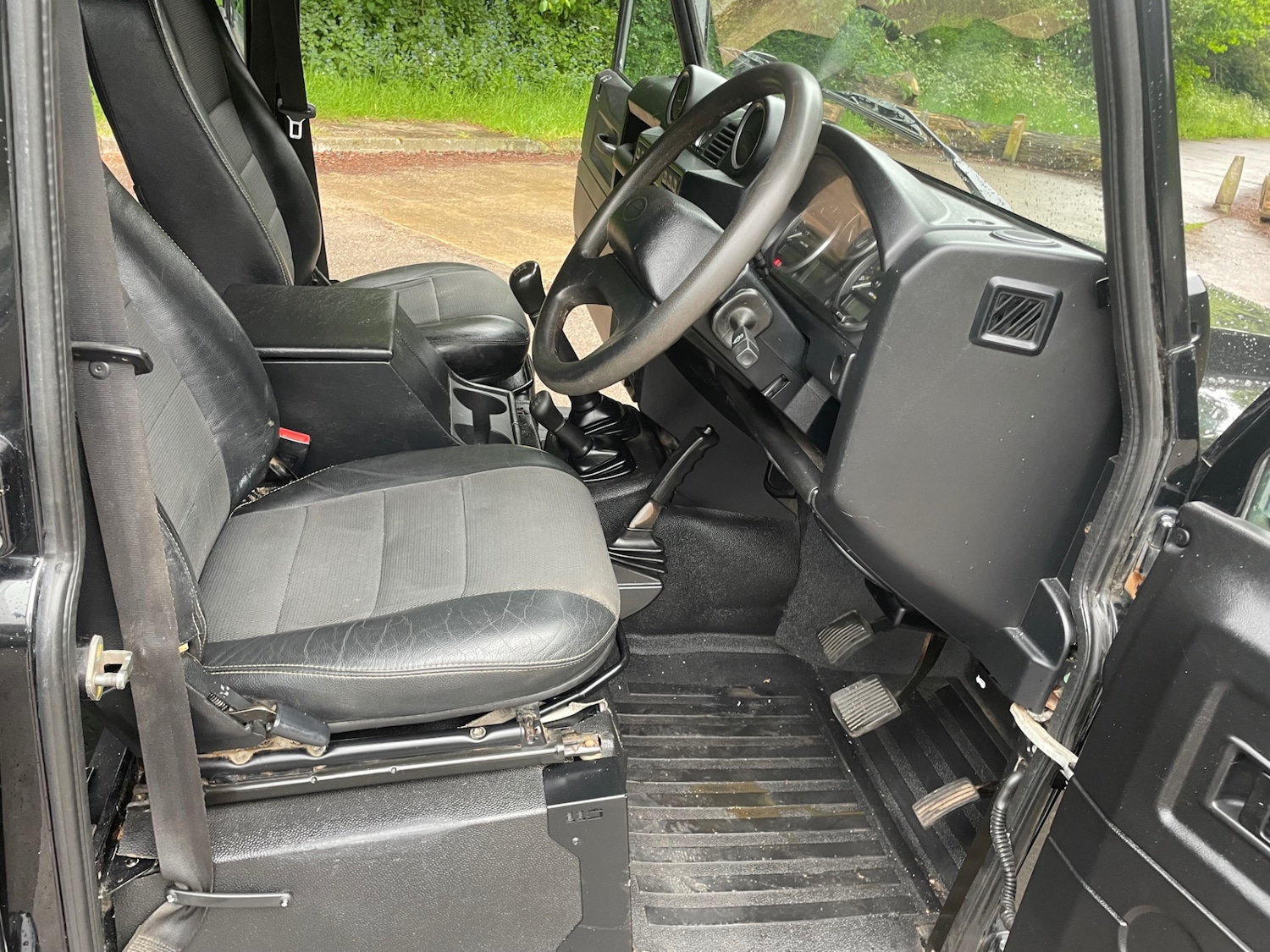 Used Land Rover Defender 2015 for sale - 75982449: Photo 8