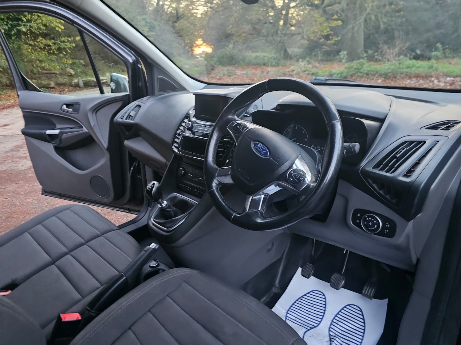 Used Ford Transit Connect 2018 for sale - 76659439: Photo 11