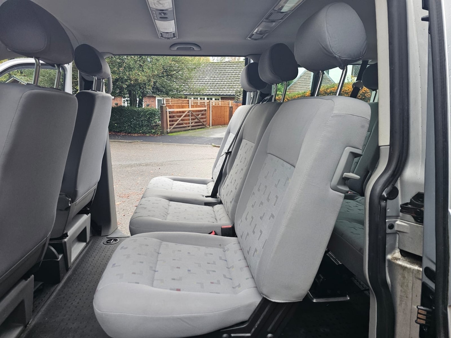 Used Volkswagen Transporter Shuttle 2006 for sale - 76596654: Photo 12