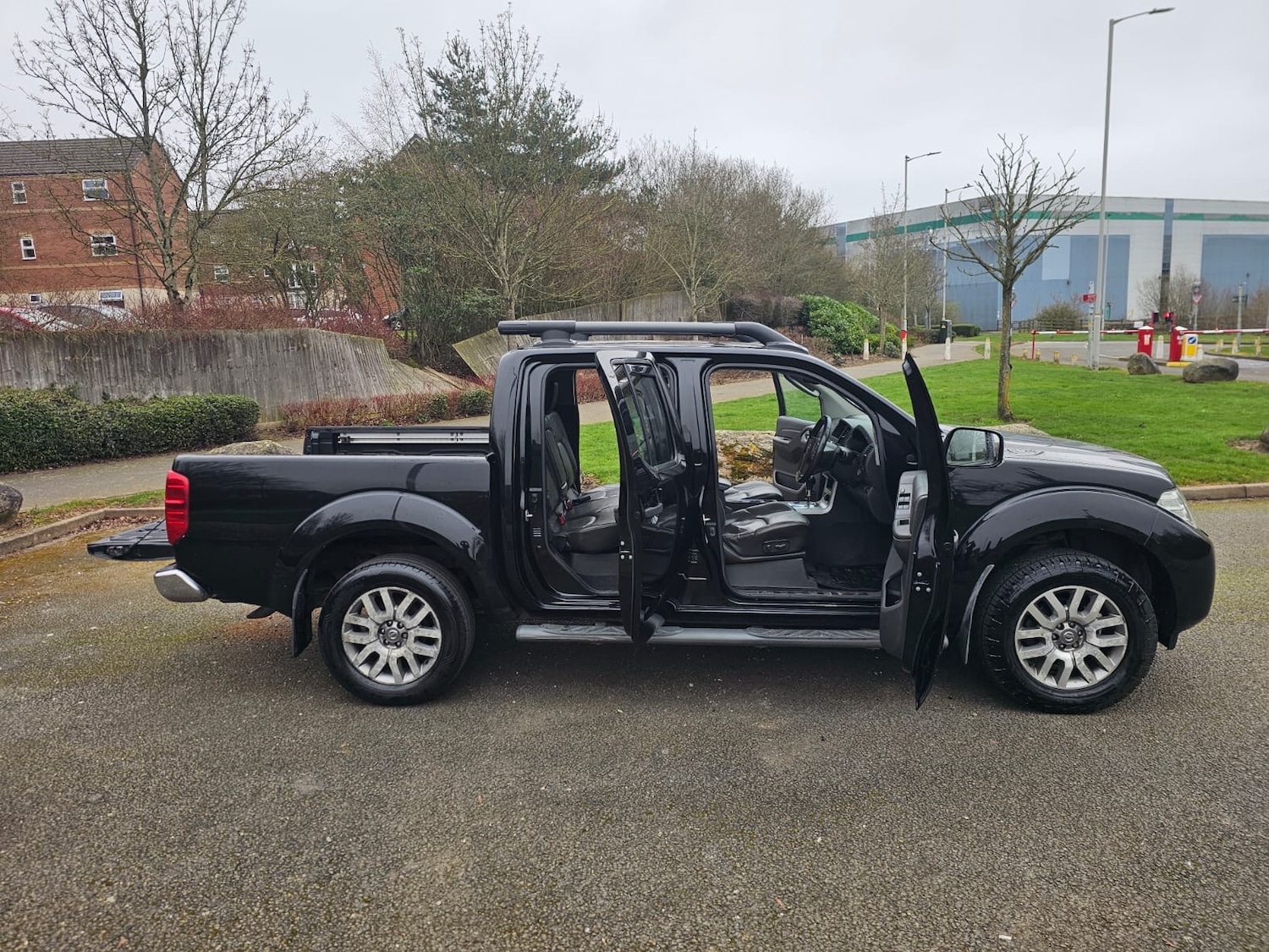 Used Nissan Navara 2014 for sale - 77778235: Photo 6