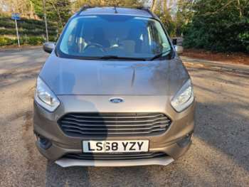Used Ford Transit Courier 2018 for sale - 74137909: Photo