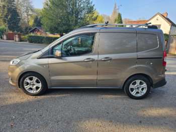 Used Ford Transit Courier 2018 for sale - 74137909: Photo