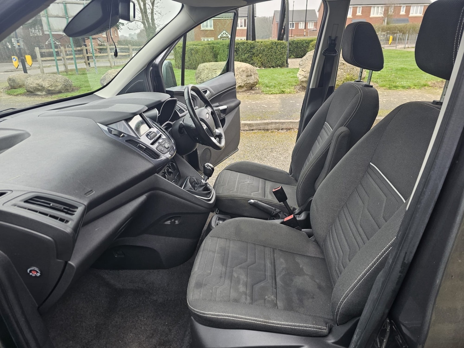 Used Ford Grand Tourneo Connect 2017 for sale - 77804912: Photo 7