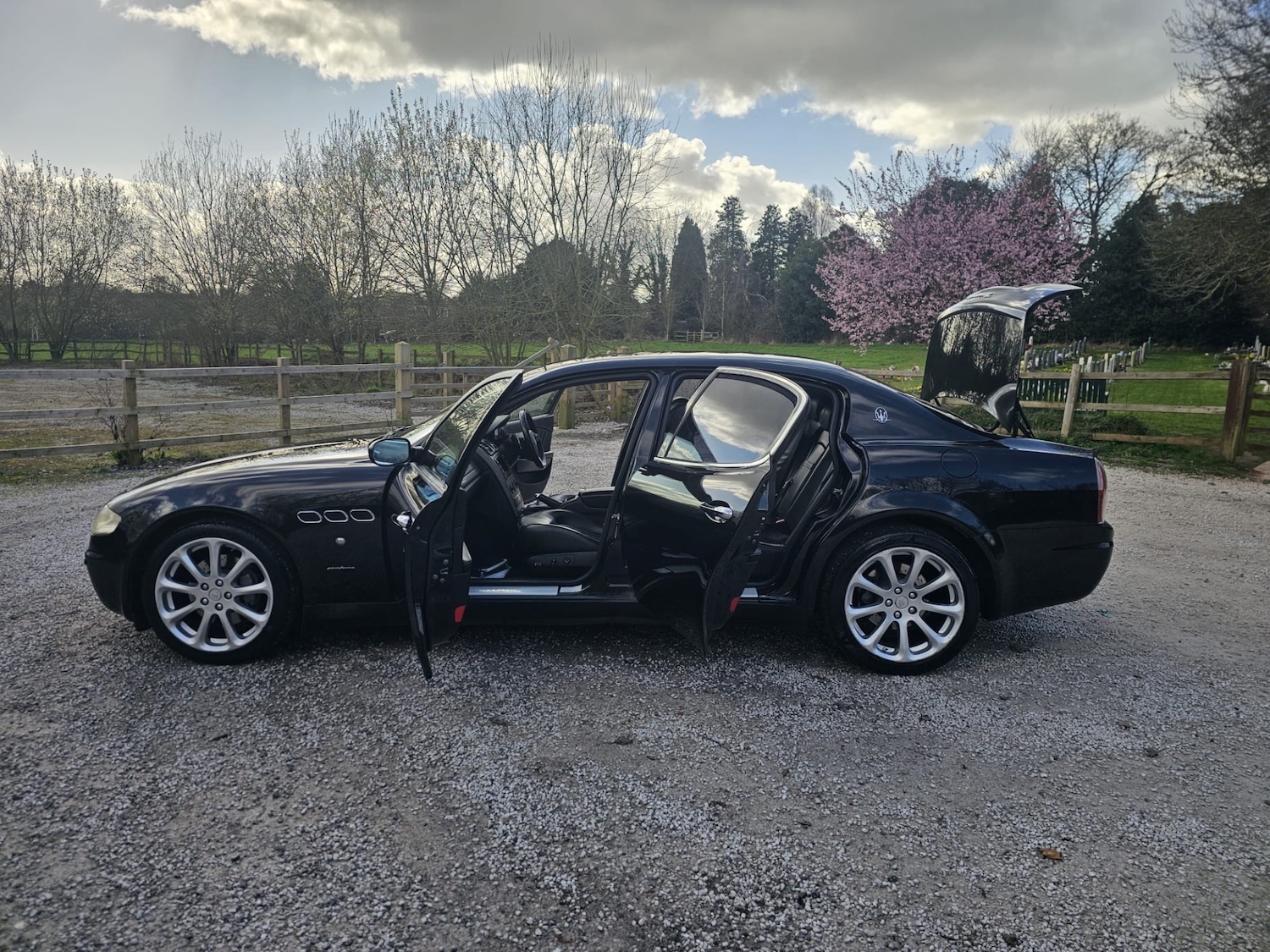 Used Maserati Quattroporte 2004 for sale - 77834195: Photo 15