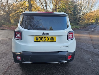 Used Jeep Renegade 2017 for sale - 76786358: Photo