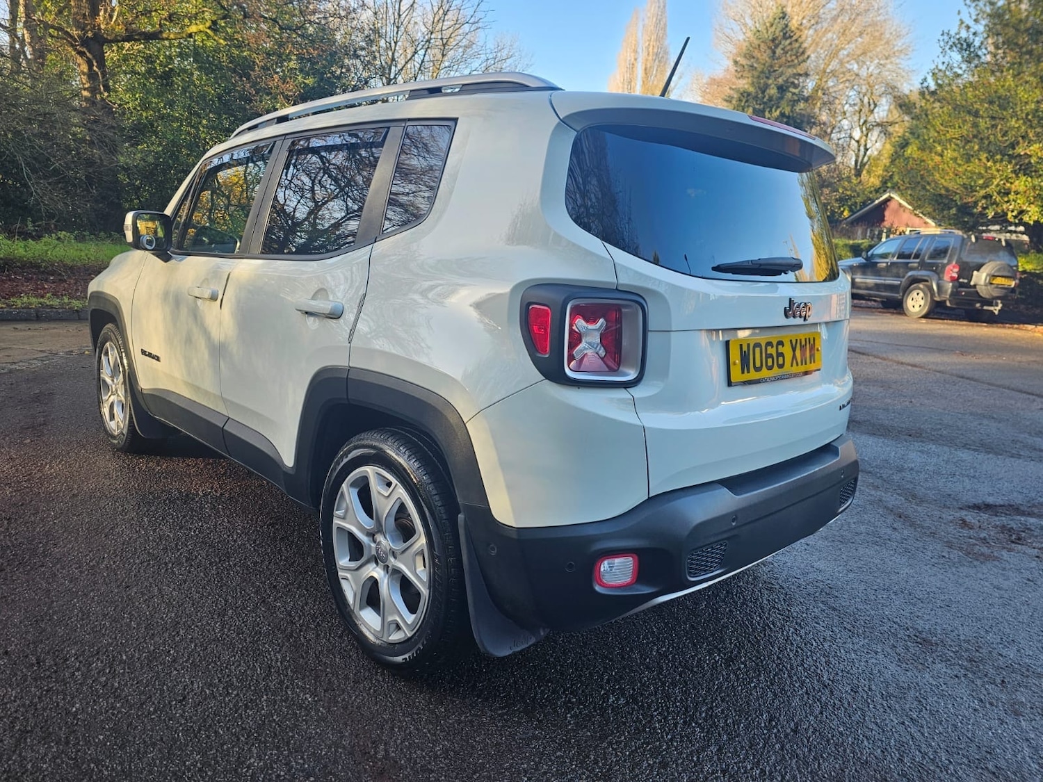 Used Jeep Renegade 2017 for sale - 76786358: Photo 4