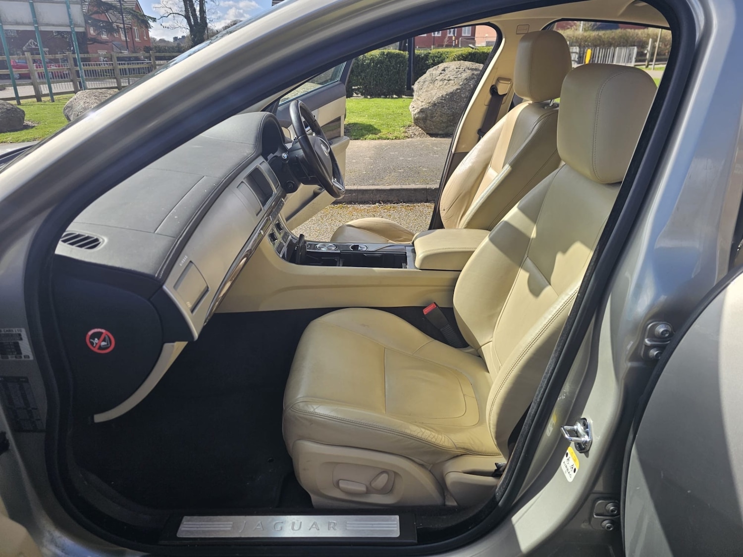 Used Jaguar XF 2012 for sale - 77890456: Photo 10