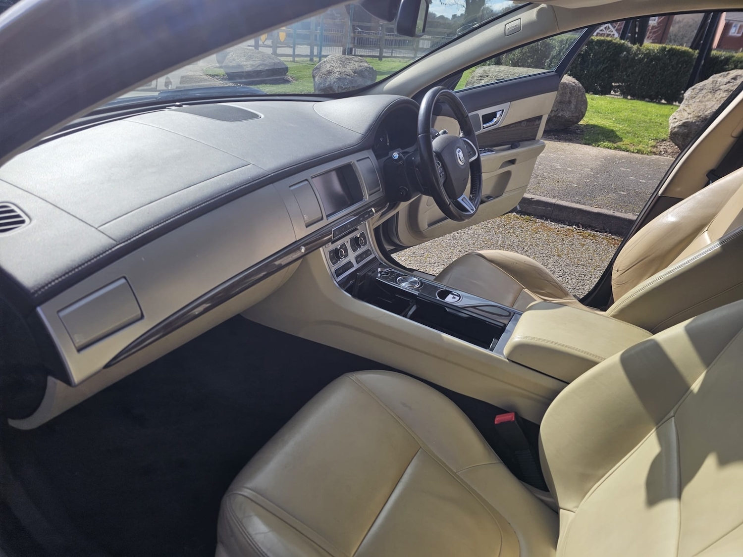 Used Jaguar XF 2012 for sale - 77890456: Photo 8