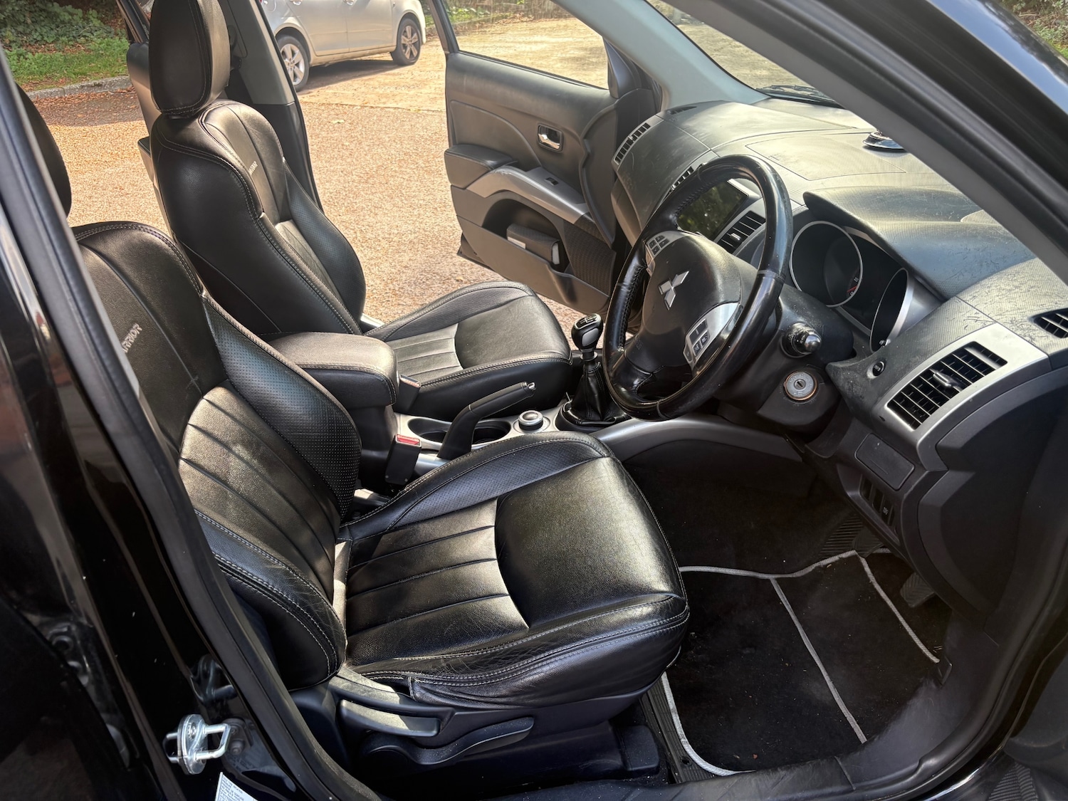 Used Mitsubishi Outlander 2009 for sale - 76134585: Photo 6
