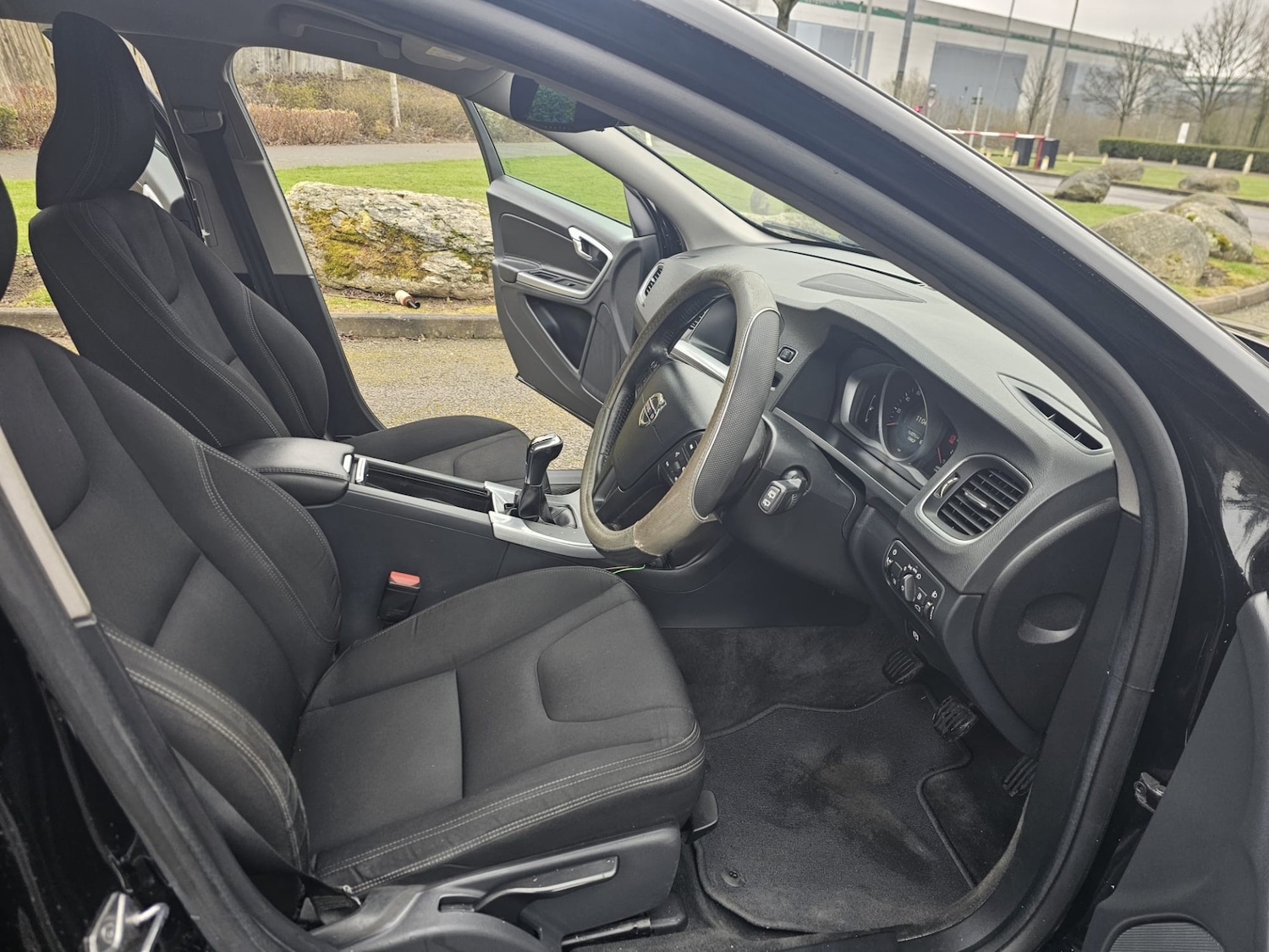 Used Volvo V60 2017 for sale - 78046609: Photo 8