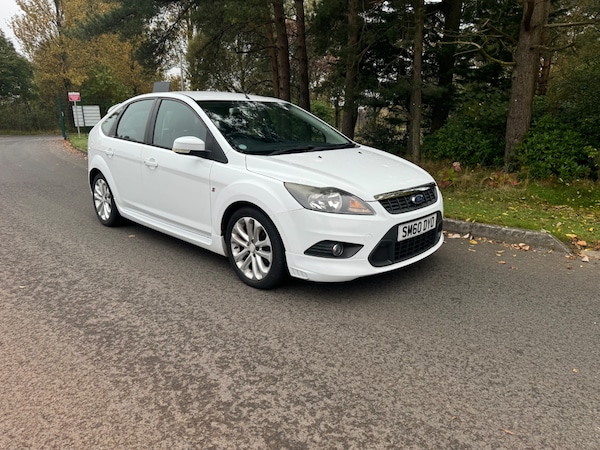 Used Ford Focus 2010 for sale - 76224995: Photo 14