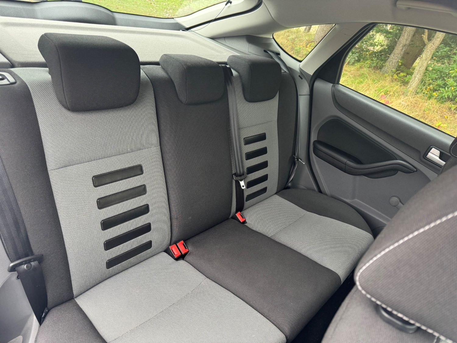 Used Ford Focus 2010 for sale - 76224995: Photo 3