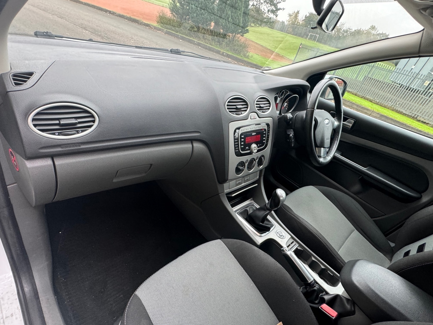 Used Ford Focus 2010 for sale - 76224995: Photo 4