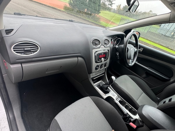Used Ford Focus 2010 for sale - 76224995: Photo 4