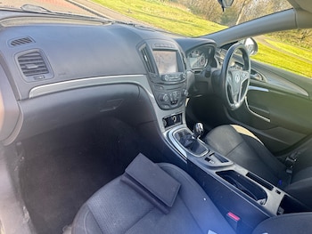 Used Vauxhall Insignia 2015 for sale - 78360752: Photo