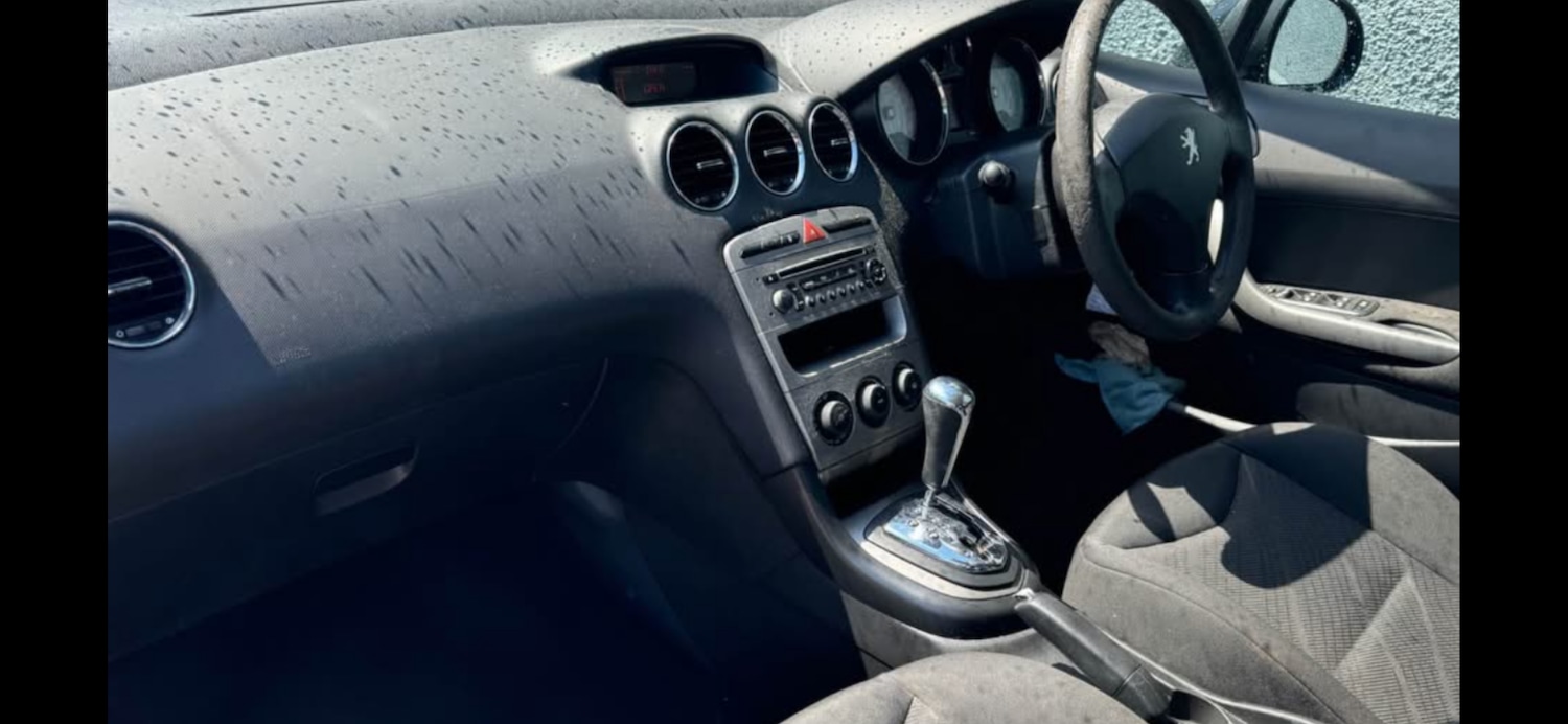 Used Peugeot 308 2009 for sale - 76684421: Photo 5