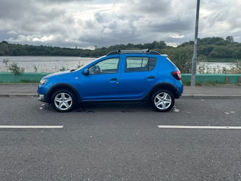 Used Dacia Sandero Stepway 2013 for sale - 79871989: Photo