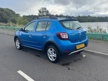 Used Dacia Sandero Stepway 2013 for sale - 79871989: Photo