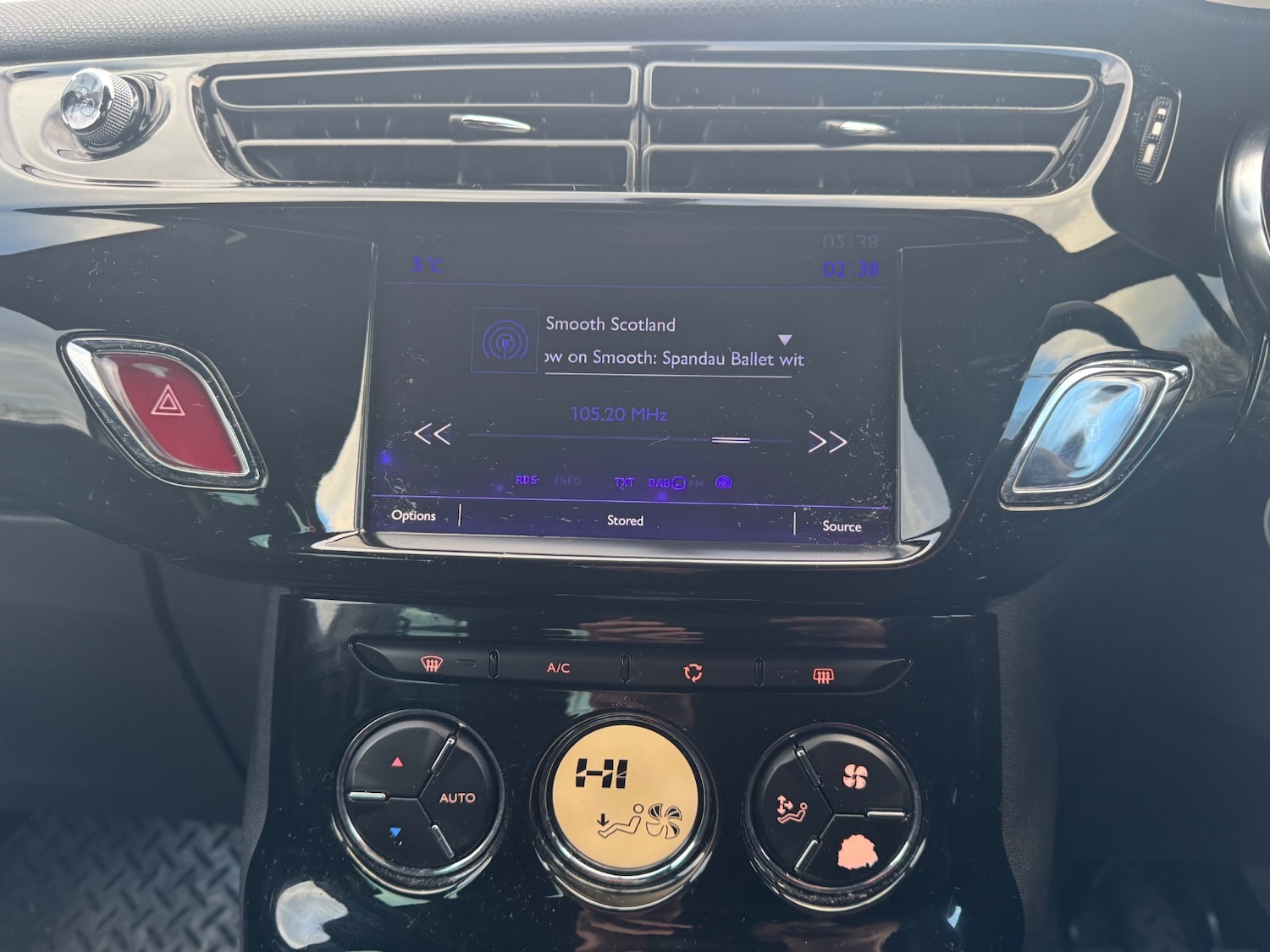 Used DS Automobiles DS 3 2015 for sale - 77367080: Photo 6