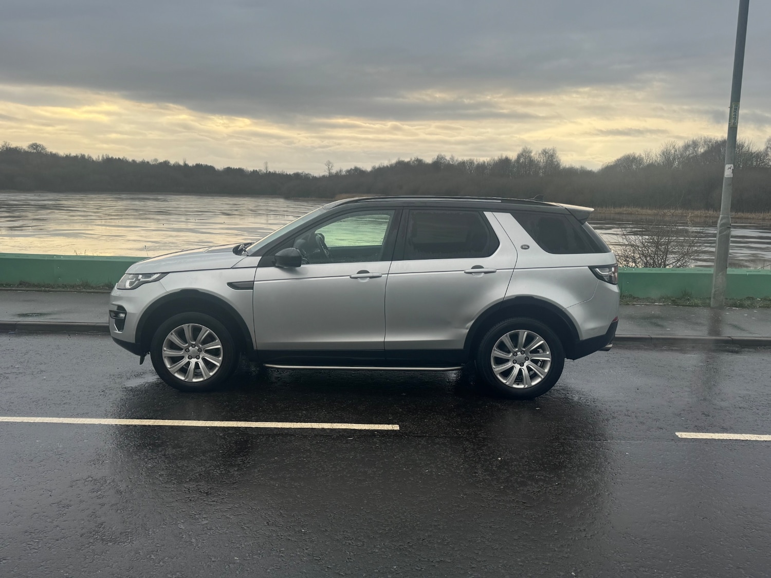 Used Land Rover Discovery Sport 2015 for sale - 77632599: Photo 12