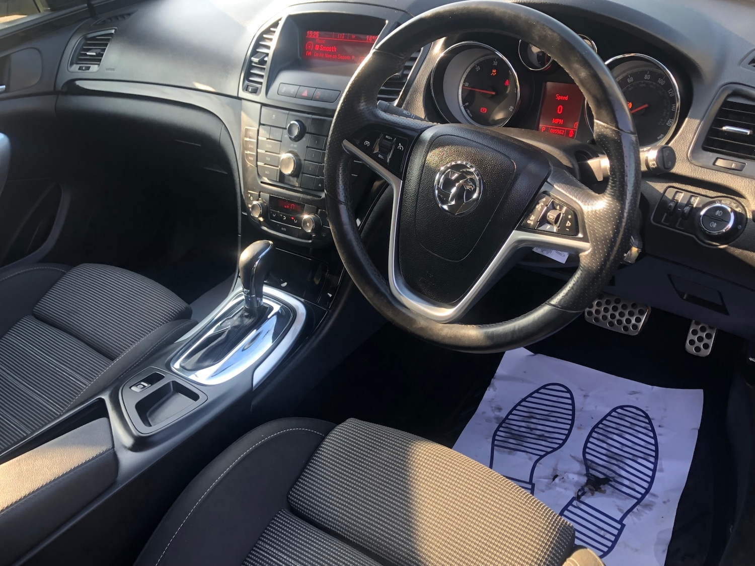 Used Vauxhall Insignia 2011 for sale - 77976014: Photo 15