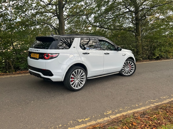 Used Land Rover Discovery Sport 2016 for sale - 76235233: Photo 2
