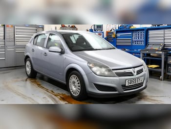 Used Vauxhall Astra 2009 for sale - 77572497: Photo