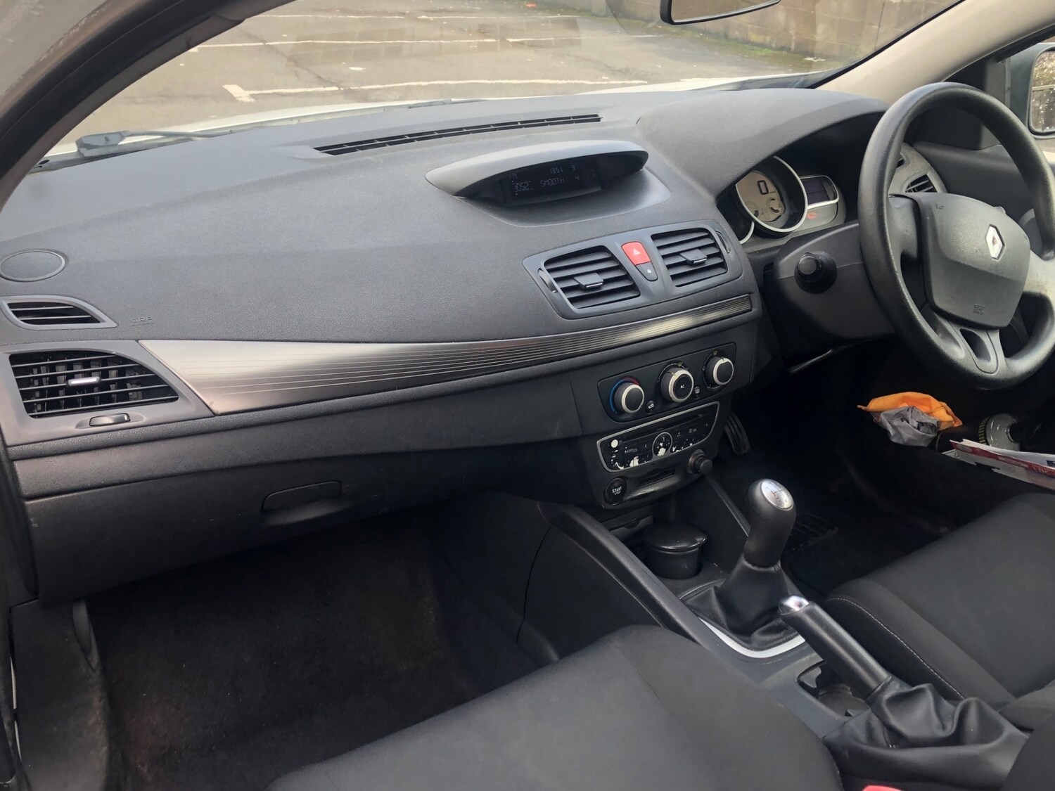 Used Renault Megane 2009 for sale - 77746394: Photo 15