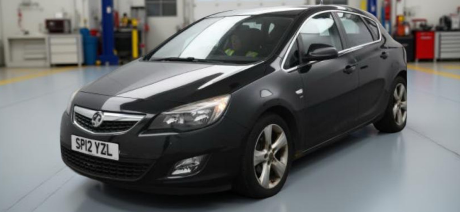 Used Vauxhall Astra 2012 for sale - 76687378: Photo 3