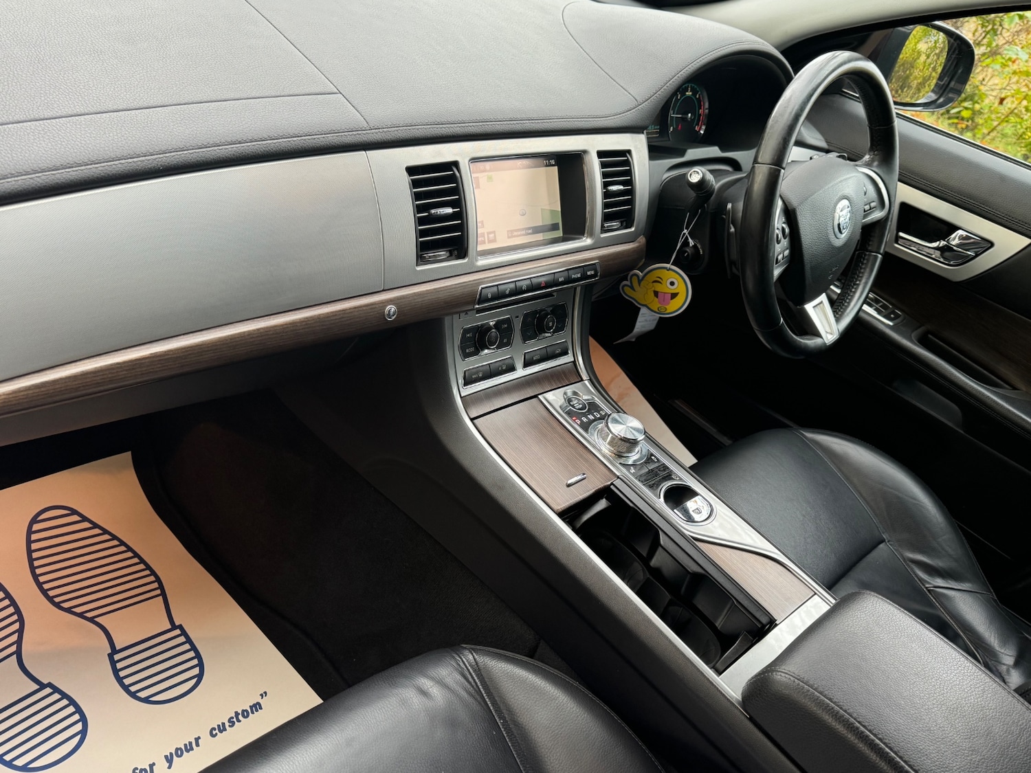 Used Jaguar XF 2011 for sale - 76363438: Photo 9