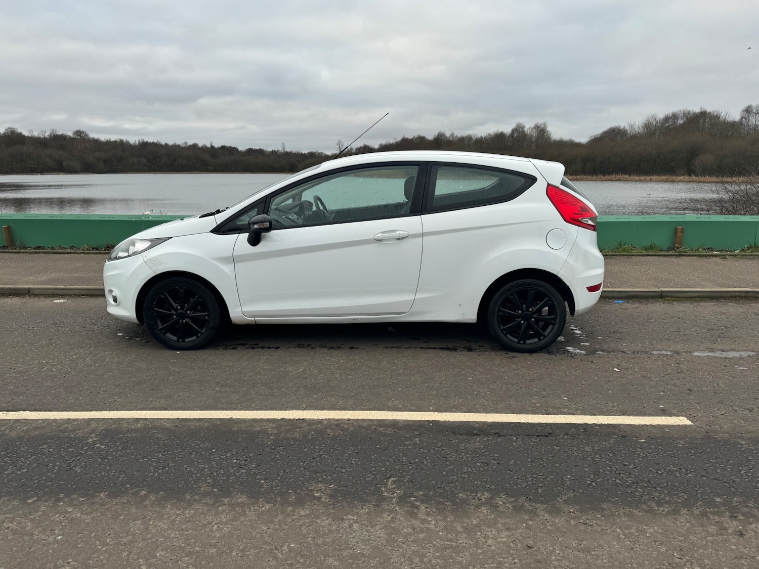 Used Ford Fiesta 2011 for sale - 77055975: Photo 9