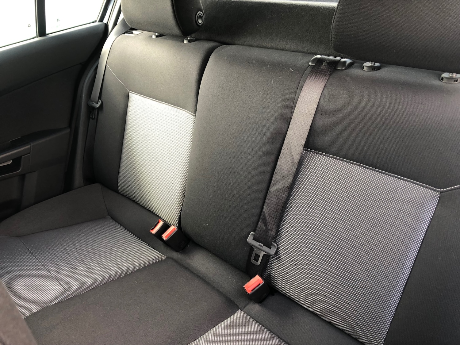 Used Vauxhall Astra 2010 for sale - 78042955: Photo 12