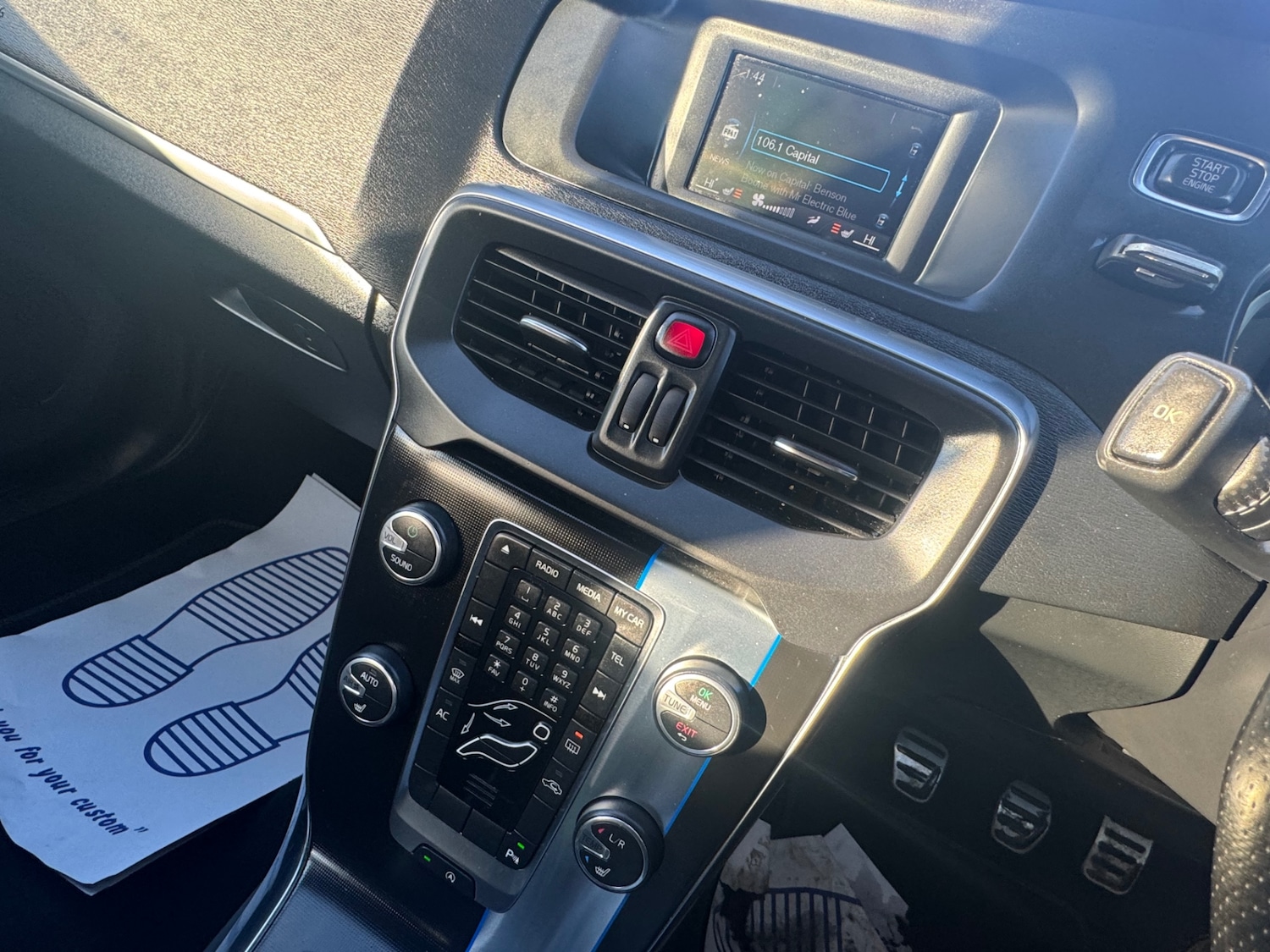 Used Volvo V40 2014 for sale - 77125590: Photo 3