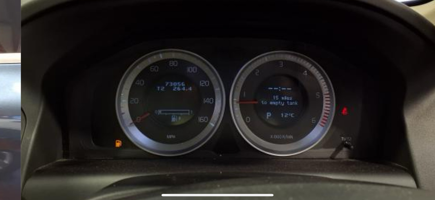 Used Volvo XC60 2011 for sale - 77271904: Photo 9