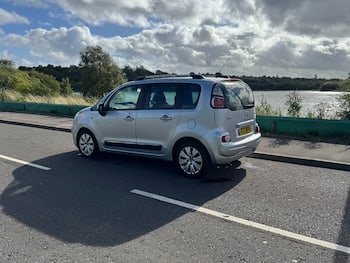 Used Citroen C3 Picasso 2015 for sale - 79819868: Photo