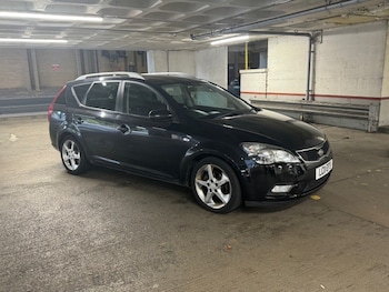 Used Kia Ceed 2011 for sale - 76035628: Photo 2