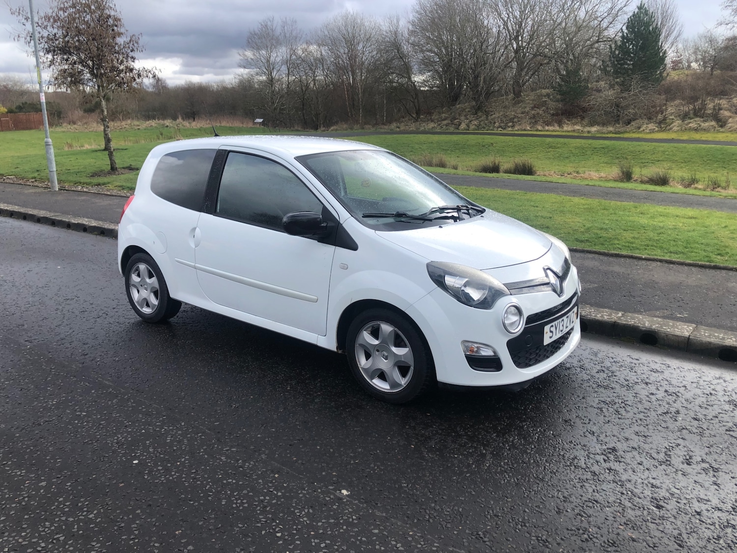 Used Renault Twingo 2013 for sale - 77888568: Photo 2