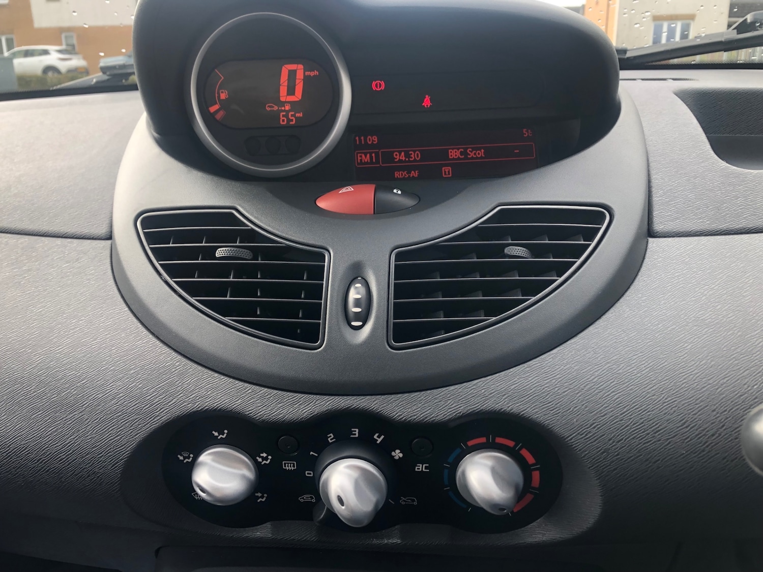 Used Renault Twingo 2013 for sale - 77888568: Photo 5