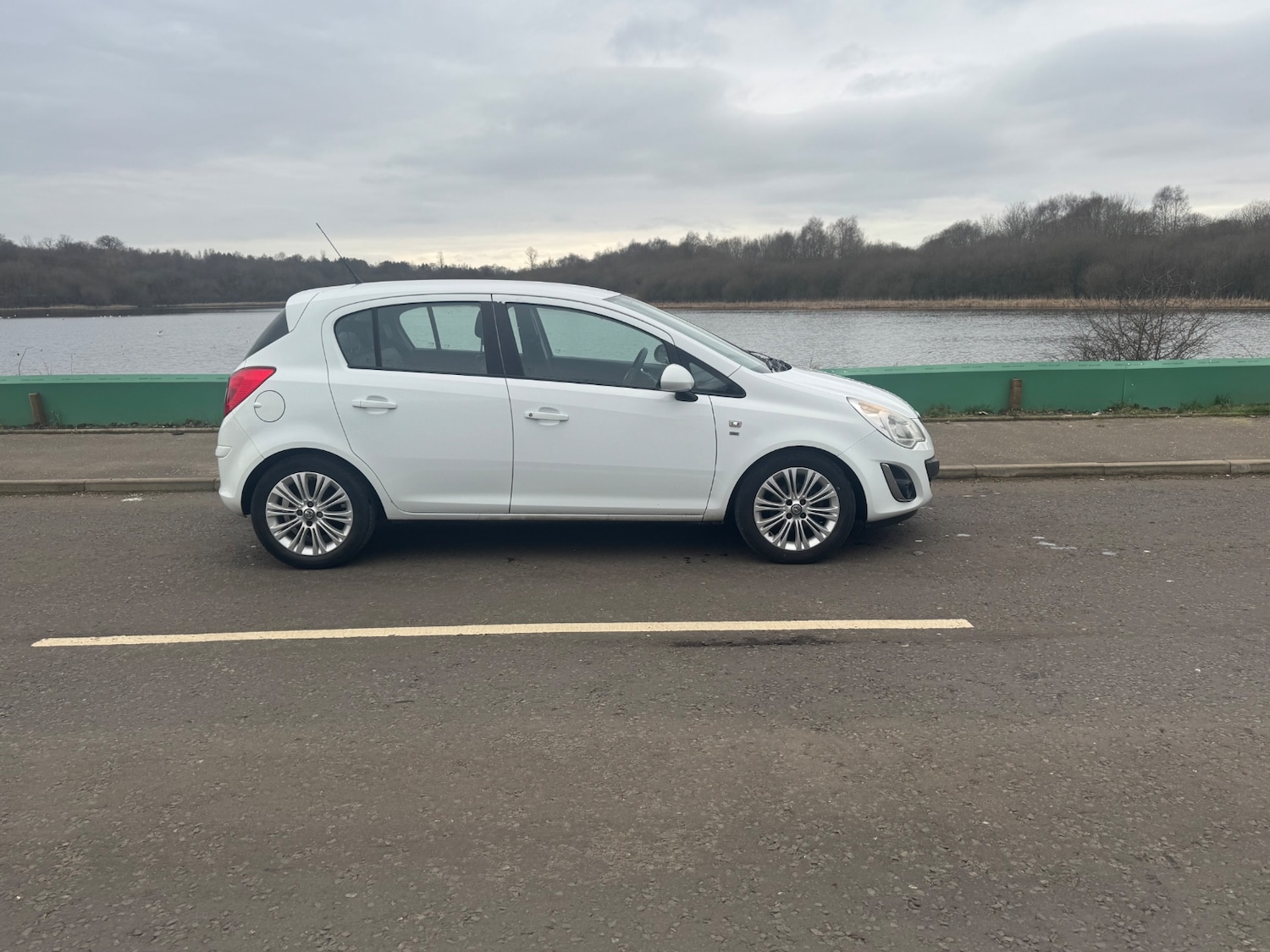 Used Vauxhall Corsa 2012 for sale - 77570141: Photo 6